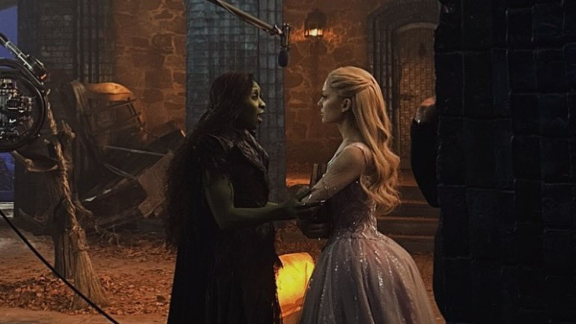 (L-R) Cynthia Erivo as Elphaba and Ariana Grande as Glinda in the movie (Image via Instagram/@arianagrande)